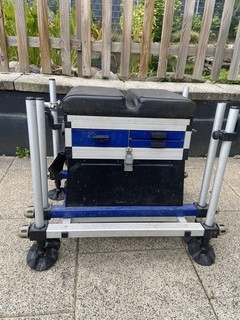 Sitzkiepe mit 2 Laden Angelkiste Angelkoffer Sitzbox Angelbox Angelsitz