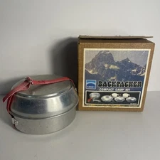Vintage 60’s Mirro Backpacker Camp Kit M-4310 8 Pieces Complete Set Made In USA