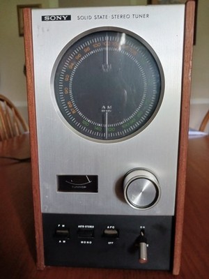 Sony ST- 80W Solid State Stereo Tuner  Vintage ~ Nice ~ FM & AM Radio Works