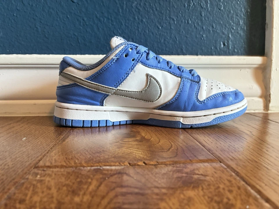 Nike Dunk Low Royal Pulse/metálico/plateado. Mujer 5/3.5Y Estado: Bueno Sin Caja Foto 3 de 4