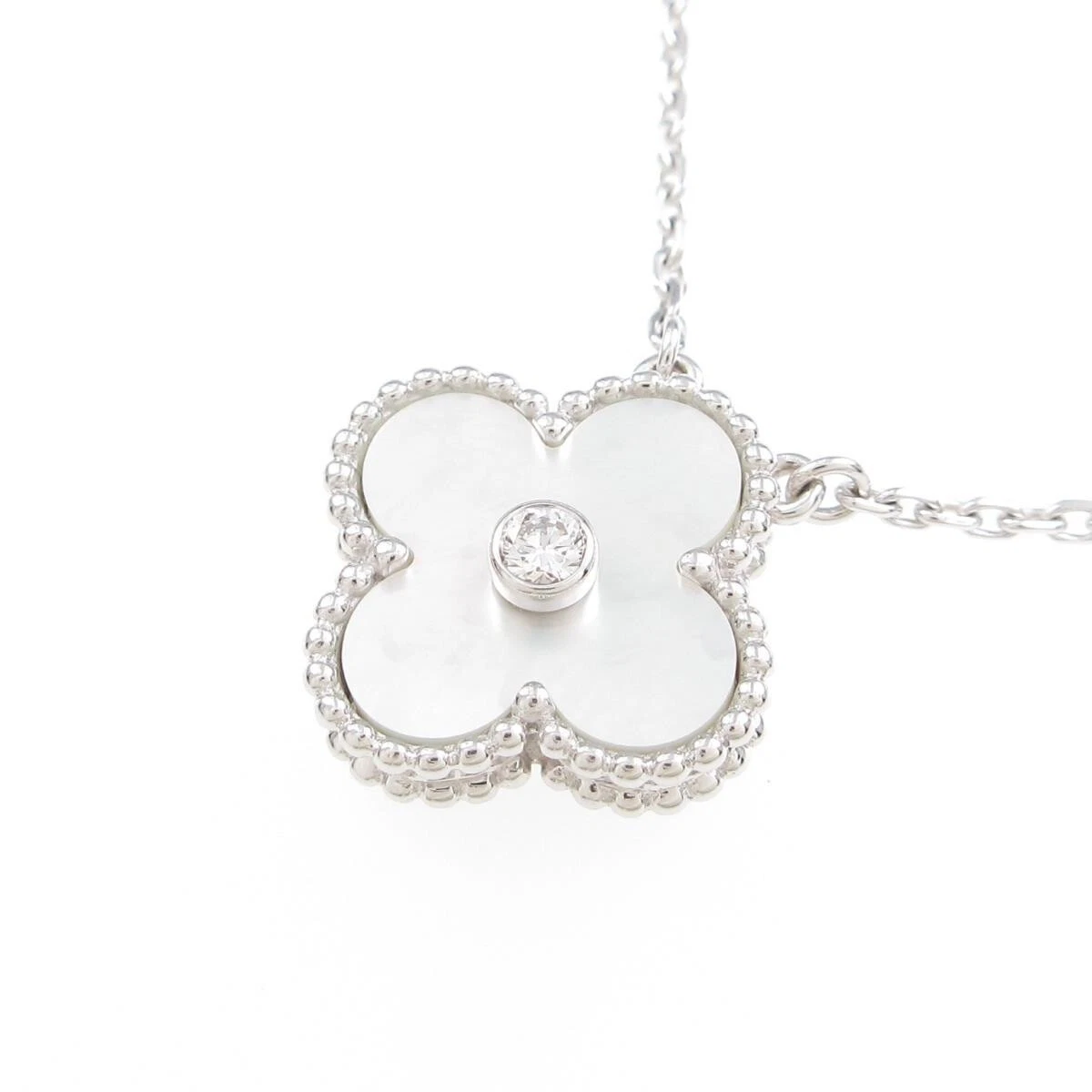 VAN CLEEF & ARPELS SWEET ALHAMBRA NECKLACE MOTHER OF PEARL