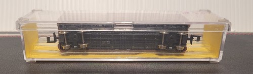 Atlas N-Scale #3321, 40' Plug Door Box Car, Pennsylvania, Rd# 19374 - Picture 3 of 12