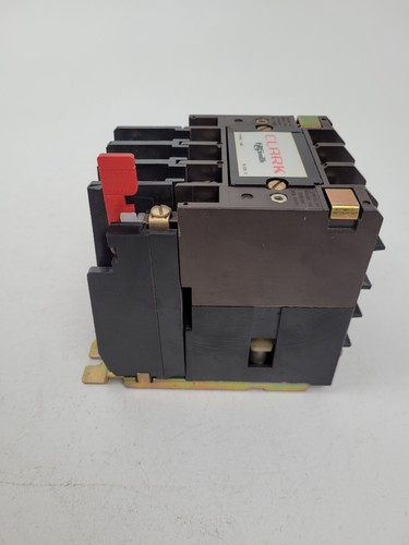 T13U030 Clark A O Smith Size 0 Motor Starter 120V Coil - Next Day Option - Picture 8 of 9