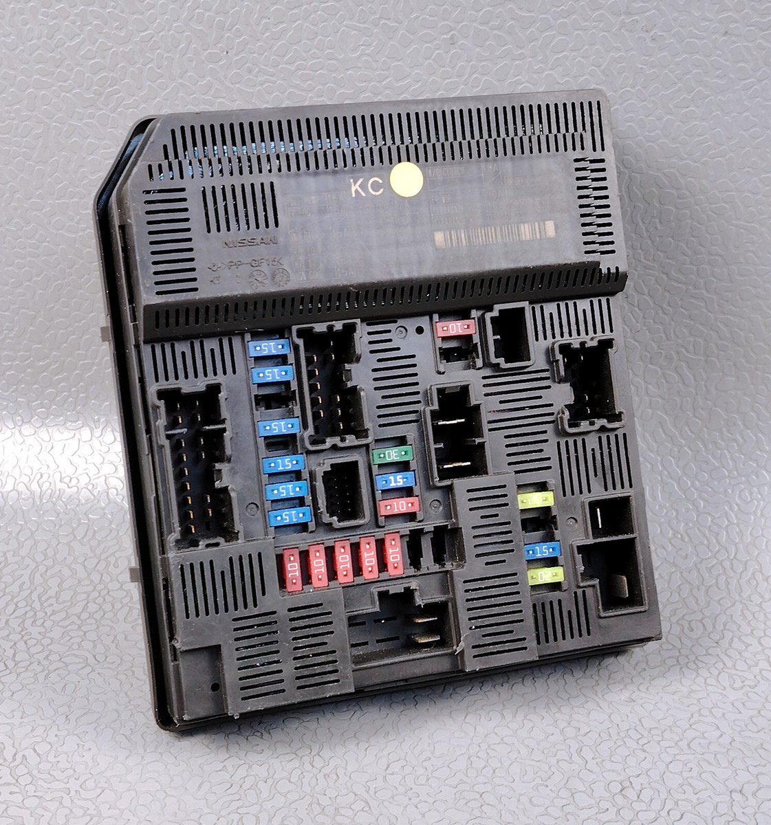 NISSAN Genuie Engine Room IPDM fuse box assembly 284b74JA2A