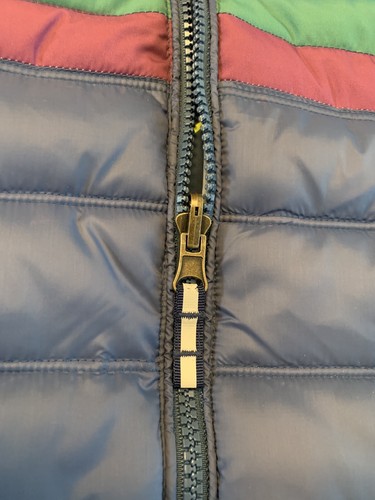 Mini Boden Navy Rainbow Striped Stars Reversible Puffer Vest Size 7-8Y - Picture 2 of 9