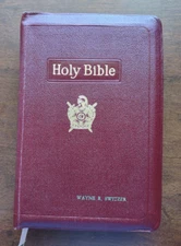DeMolay Holy Bible, Holman, Order of DeMolay, Very Nice Condition