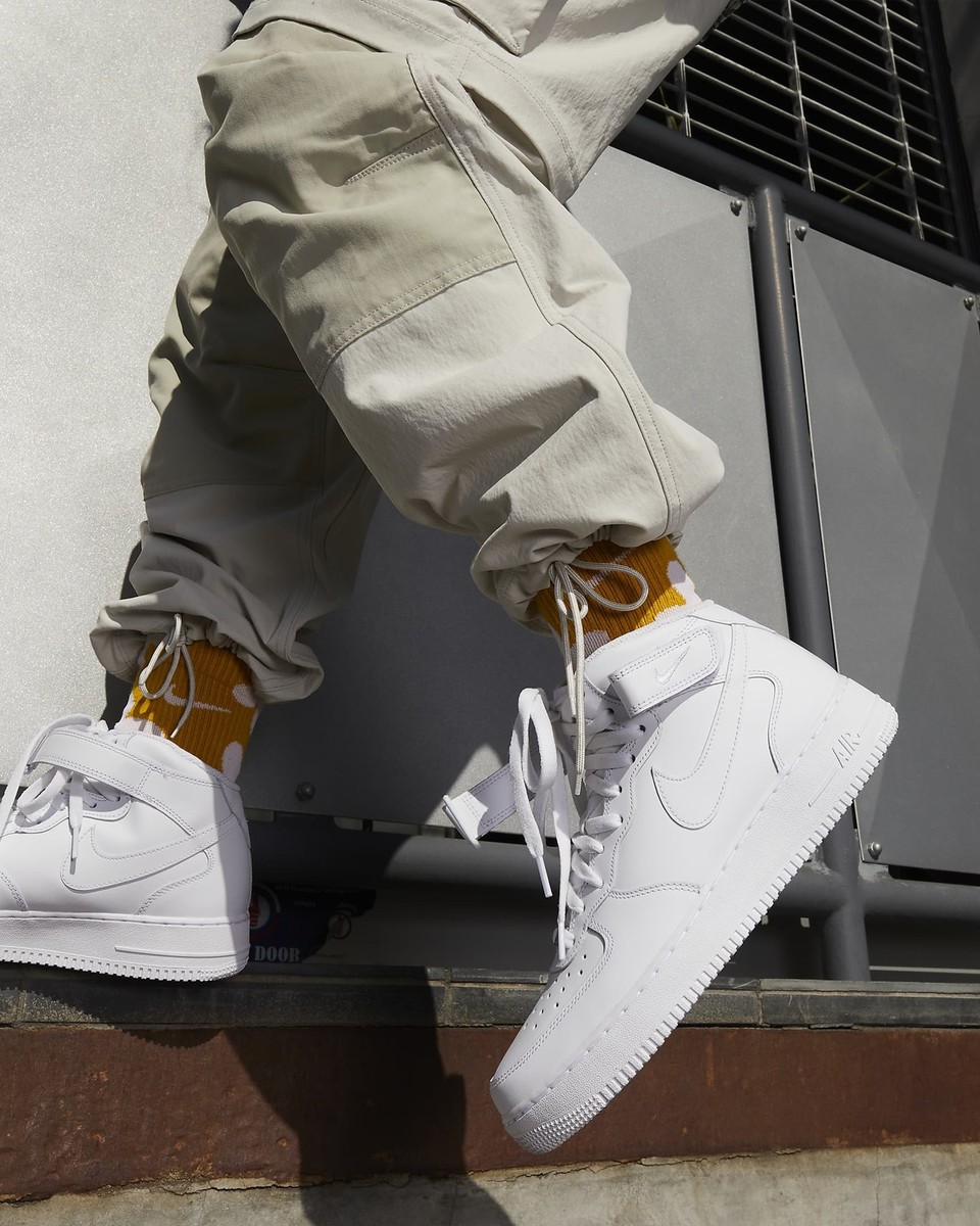 Size 14 - Nike Air Force 1 '07 Mid Triple White for sale Size 14 - Nike Air Force 1 '07 Mid Triple White for sale