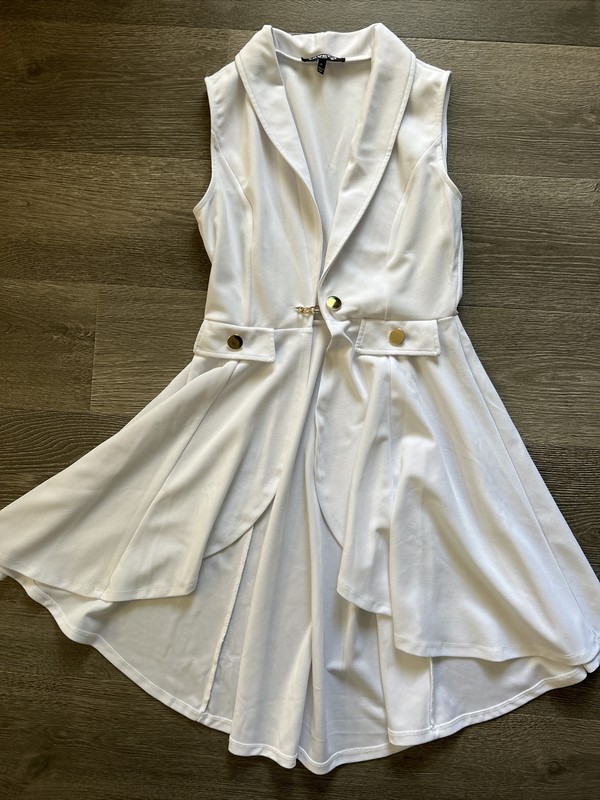 Women’s Juniors Long Tail Vest White Medium