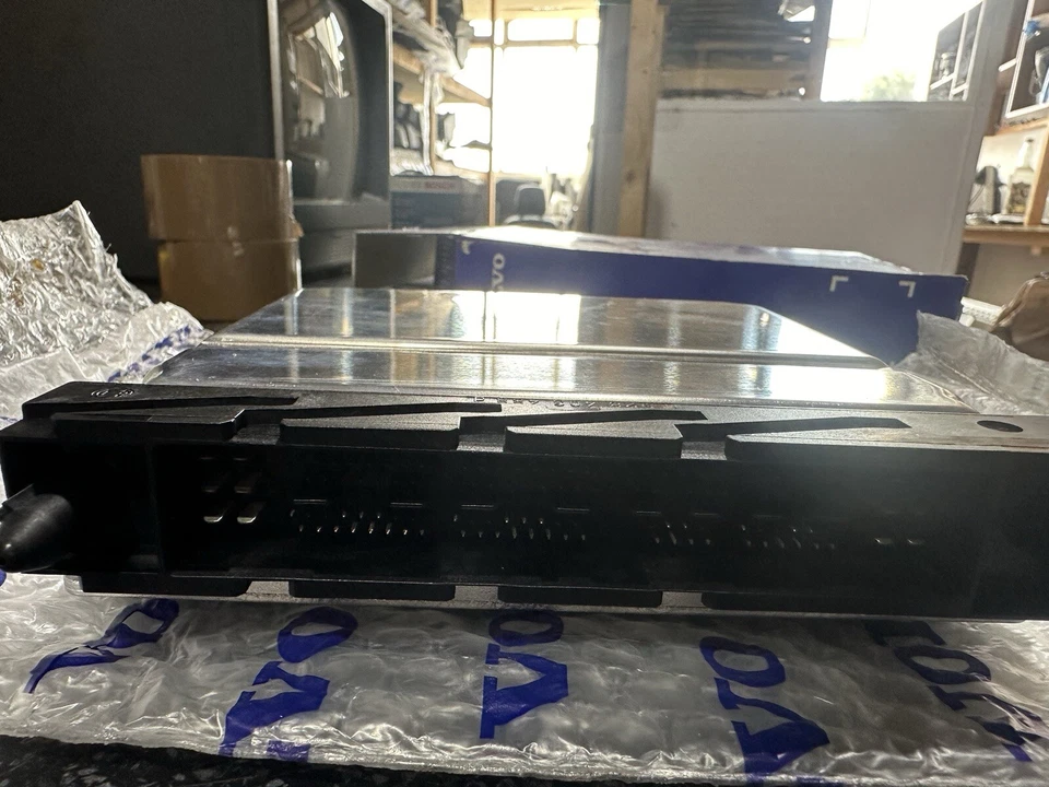 VOLVO V70 2 generation (2000-2008) Engine Control Unit ECU 8602746, 0281010319 - Image 4 of 4