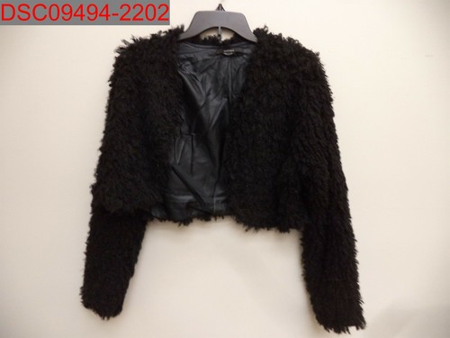 Vertigo Women's Black Faux Fur Cropped 