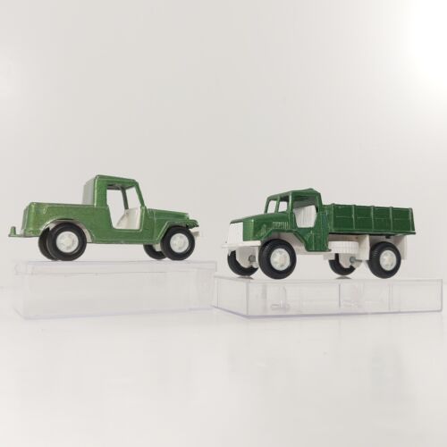 Vintage Tootsie Toy Diecast 1969 Green Army Military Jeep Deuce And Truck EUC - Picture 2 of 17