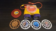 1998 Vintage View-Master Discovery Channel Binocular Viewer with Reels  Case