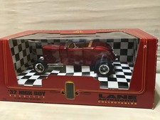 Ford 1932 Candy Apple Red Lane High Boy Roadster 118 Ertl American Muscle 29003