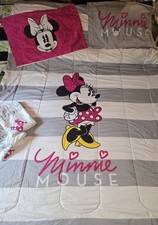 Disney Minnie Mouse 5 Pc Twin Comforter, 2 x Pillowcases, Sheet Set EUC