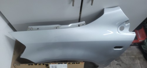 VW Fox 5Z  Kotflügel vorne LINKS Fahrer Silber Fahrerseite Original