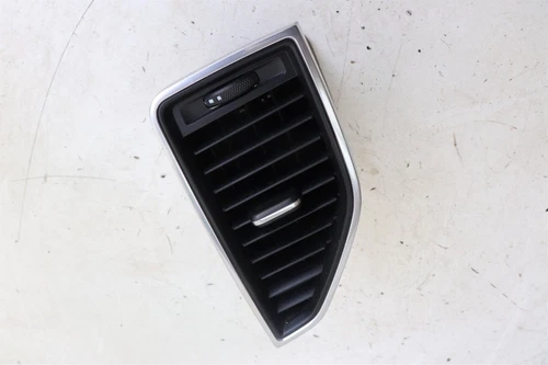 Porsche Macan Turbo 95B 2015 Dash Air Vent Center RHS 95B819202 J244 - Picture 1 of 3