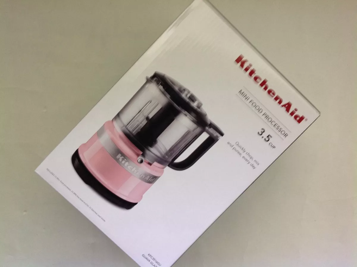 New in Box KitchenAid 3.5 Cup Mini Food Processor Chopper Guava