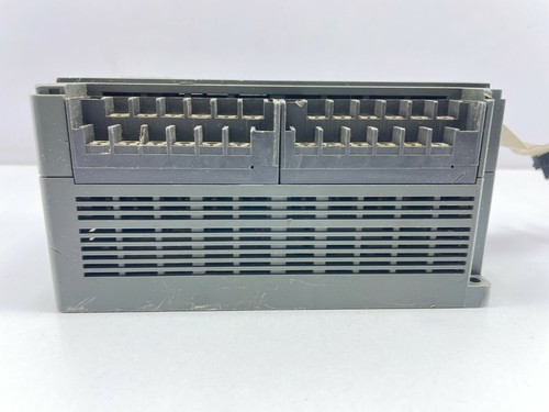 GE Fanuc Versamax IC200UEX211-B Micro Expansion Unit 16 DC Input 12 Relay Output - Picture 7 of 12