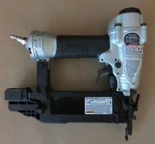 Hitachi Power Tools Nt50ae2 S 18 Gauge 2 Finish Brad Nailer For