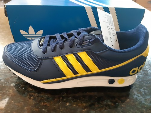 la trainer blue yellow