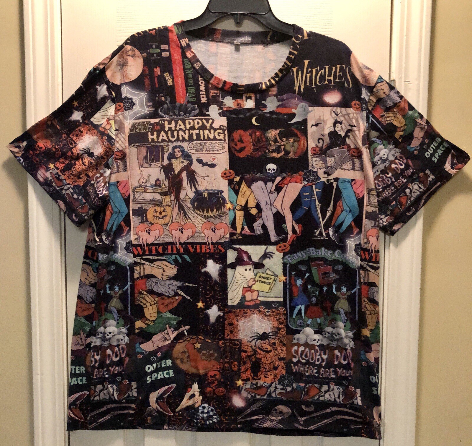 Rara maglietta HTF Halloween XXL caratteristiche Steven Rhodes Katy Keene Witchy Vibes