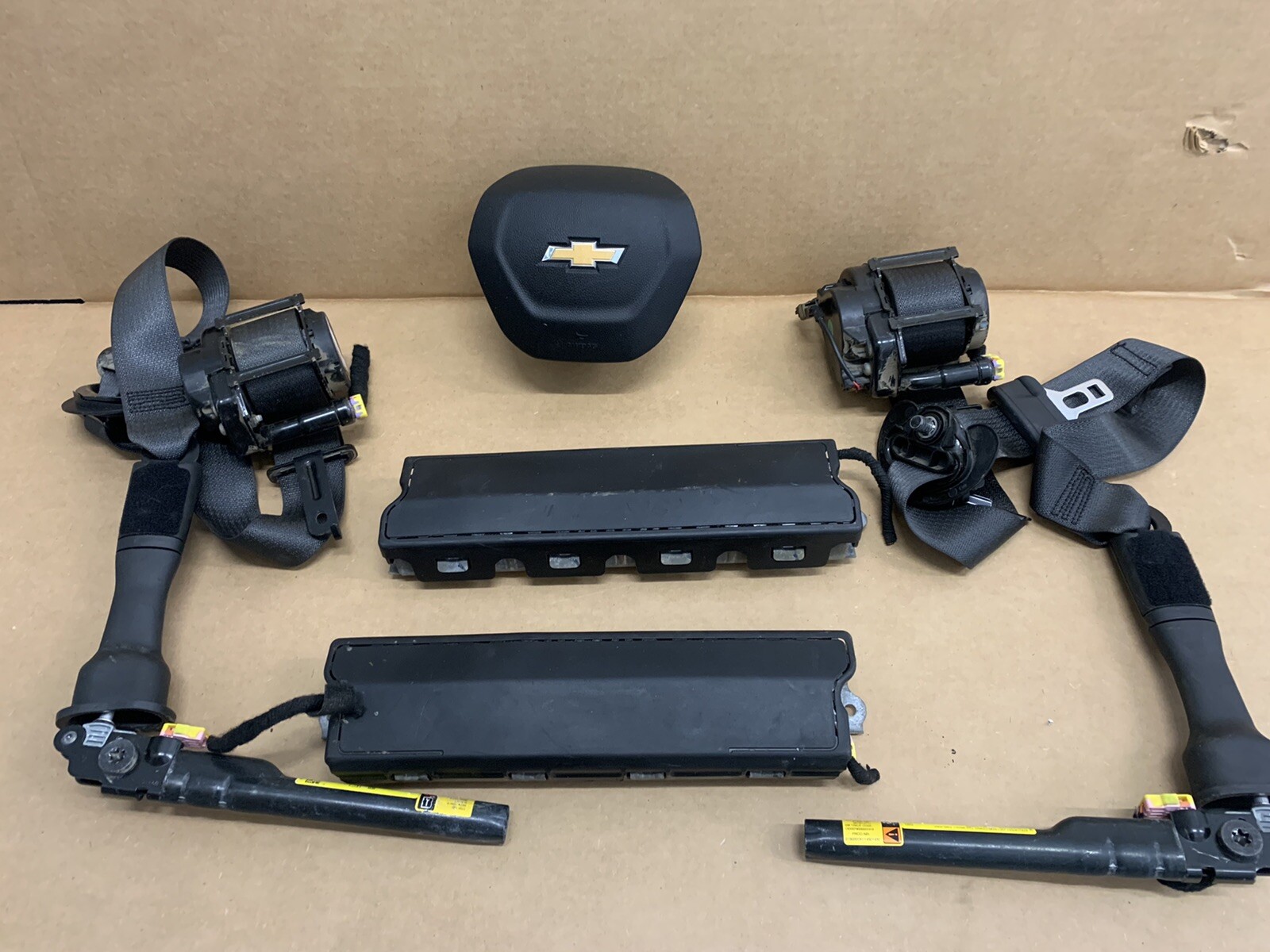 202120222023Chevrolet Trailblazer Airbag Set And Seatbelts eBay