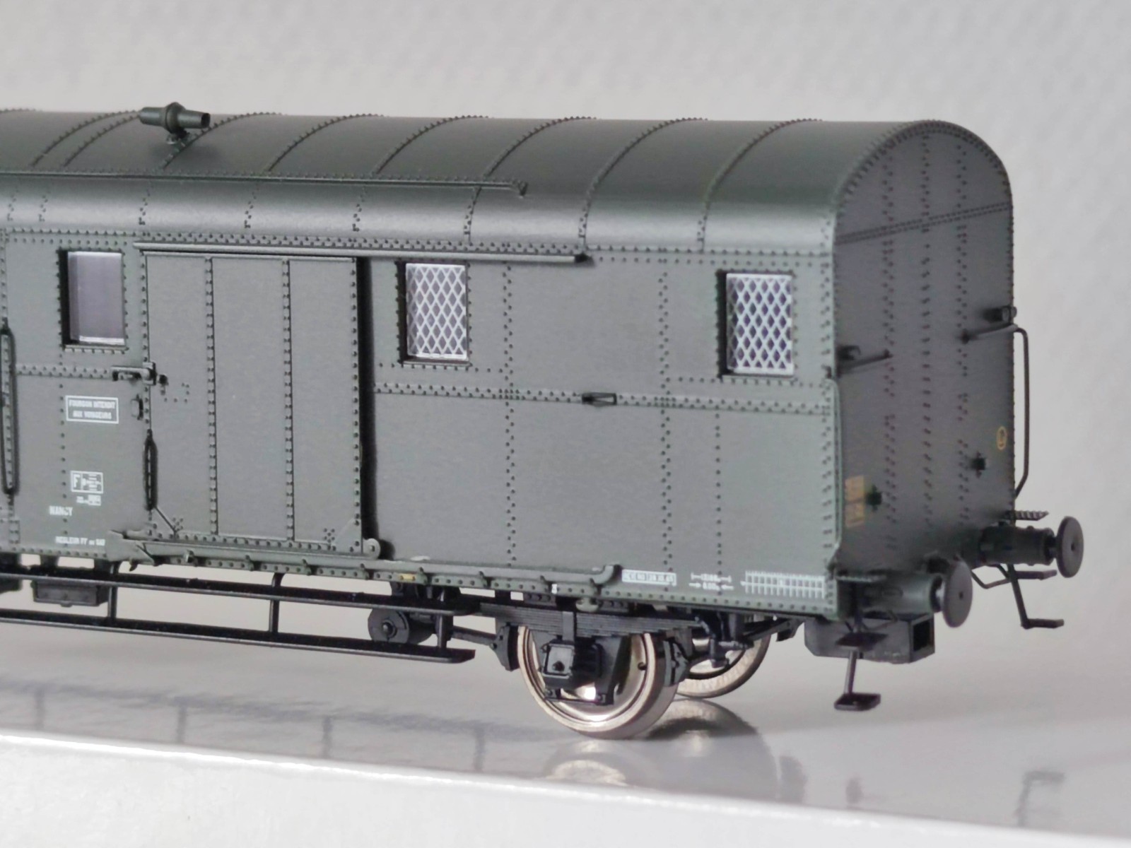 Fourgon OCEM 32 REE VB-326 pour composer un train SNCF HO Est - 3