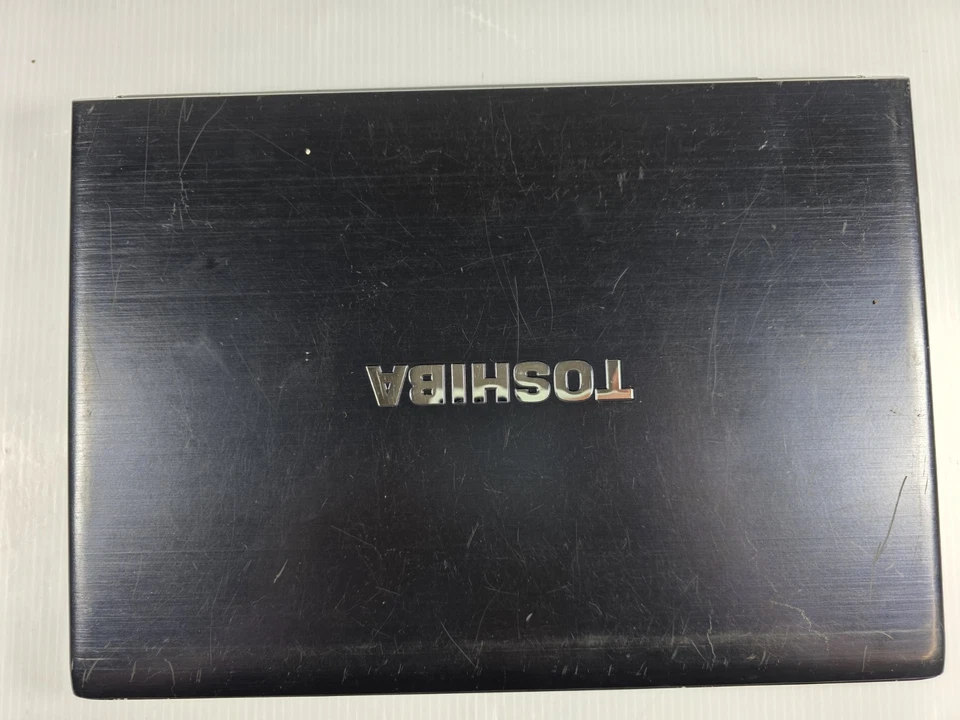 Toshiba Portege R705-P25 laptop 4GB RAM NO HDD Combo - Image 4 of 4