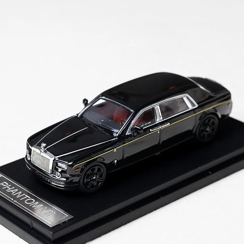 NOV 2025 STREET WARRIOR SW 1/64 RR Rolls Royce Phantom VII Black Diecast Car - Image 2 of 4
