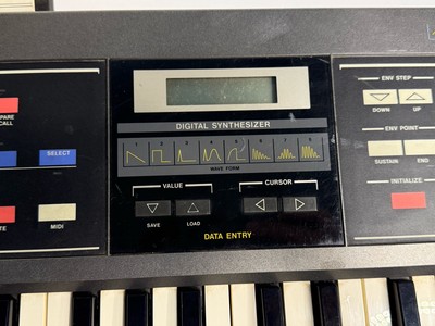 Casio CZ-1000 Vintage Synthesizer Keyboard w/ RAM Cartridge