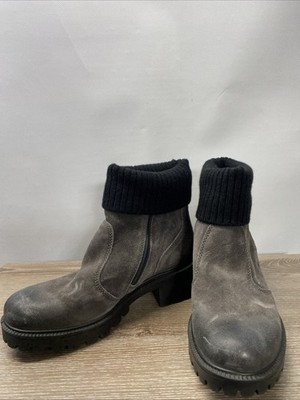 IGI & Co Grey Suede Leather Booties. Ribbed Cuff Side Zip Gortex Italy Size 5.5