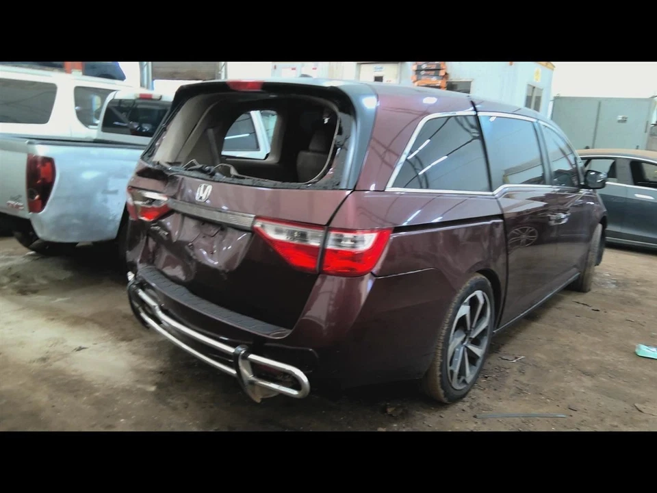 Alternator Fits 12-15 PILOT 6838033 - Image 2 of 4