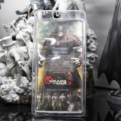 1pc/NECA Gears of War 3 Theron Sentinel includes Torquebow Action Figure Model - Picture 11 of 15