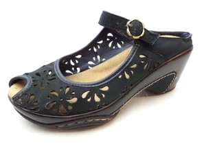 rialto clogs