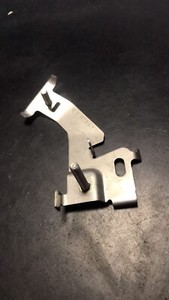 MERCEDES-BENZ E W213 AUSPUFF DPF DRUCKSENSOR HALTER A2134920300