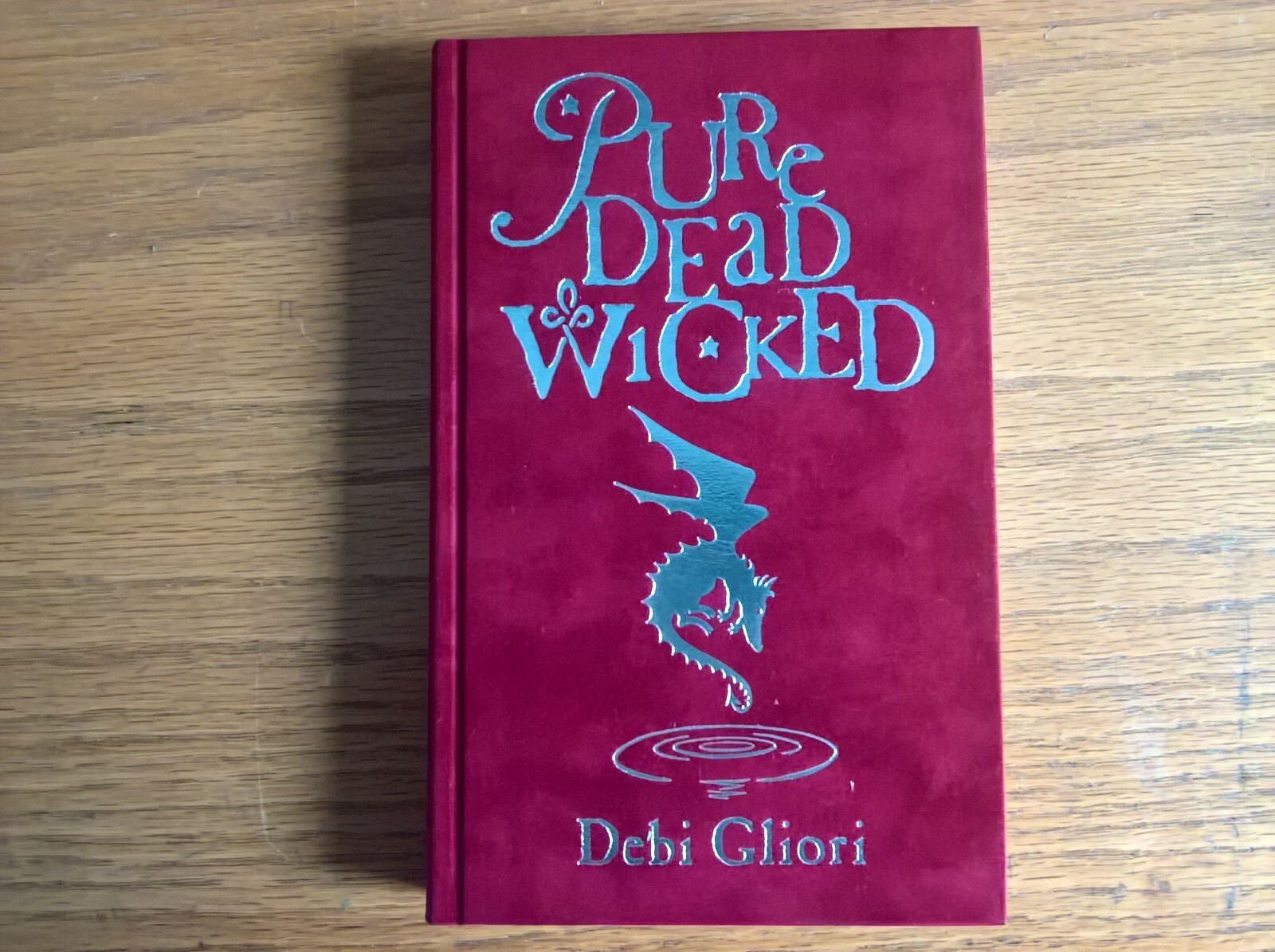 SIGNED Pure Dead Wicked by Debi Gliori 1st Edn hb children's fiction