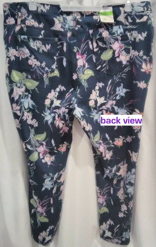 Terra & Sky Women Jeggings Plus 2X 3X or 4X Blue Floral Tummy Control Fitted NWT - Picture 3 of 13