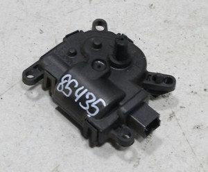 FORD Focus I Turnier DNW Bj 2003 Stellmotor Heizung 1S7H19B634CA #85435-F153