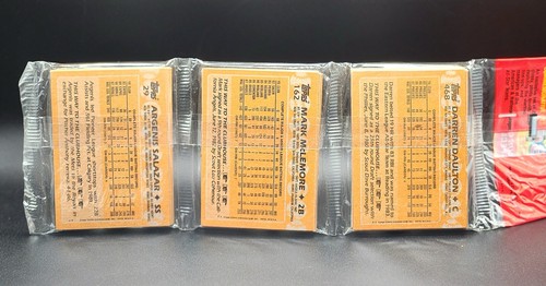1988 Topps Baseball Rack Pack Authentic Greg Maddux Don Mattingly Strawberry Top - Picture 2 of 2