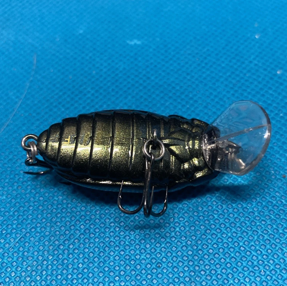 Strike Pro Beetle Buster 40 Shallow Diving Fishing Lure - Image 4 of 4