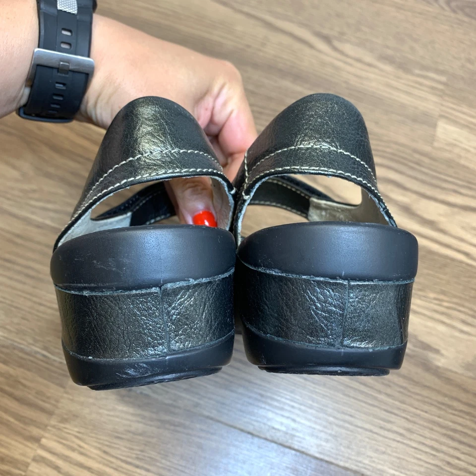 Wolky Strap Cloggy Mary Jane Comfort Walking Shoes Pewter Leather Womens Size 40 - Image 4 of 4