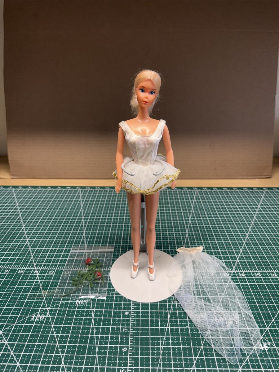 Vintage Ballerina Barbie #9093 1975 Mattel OG Costume | eBay