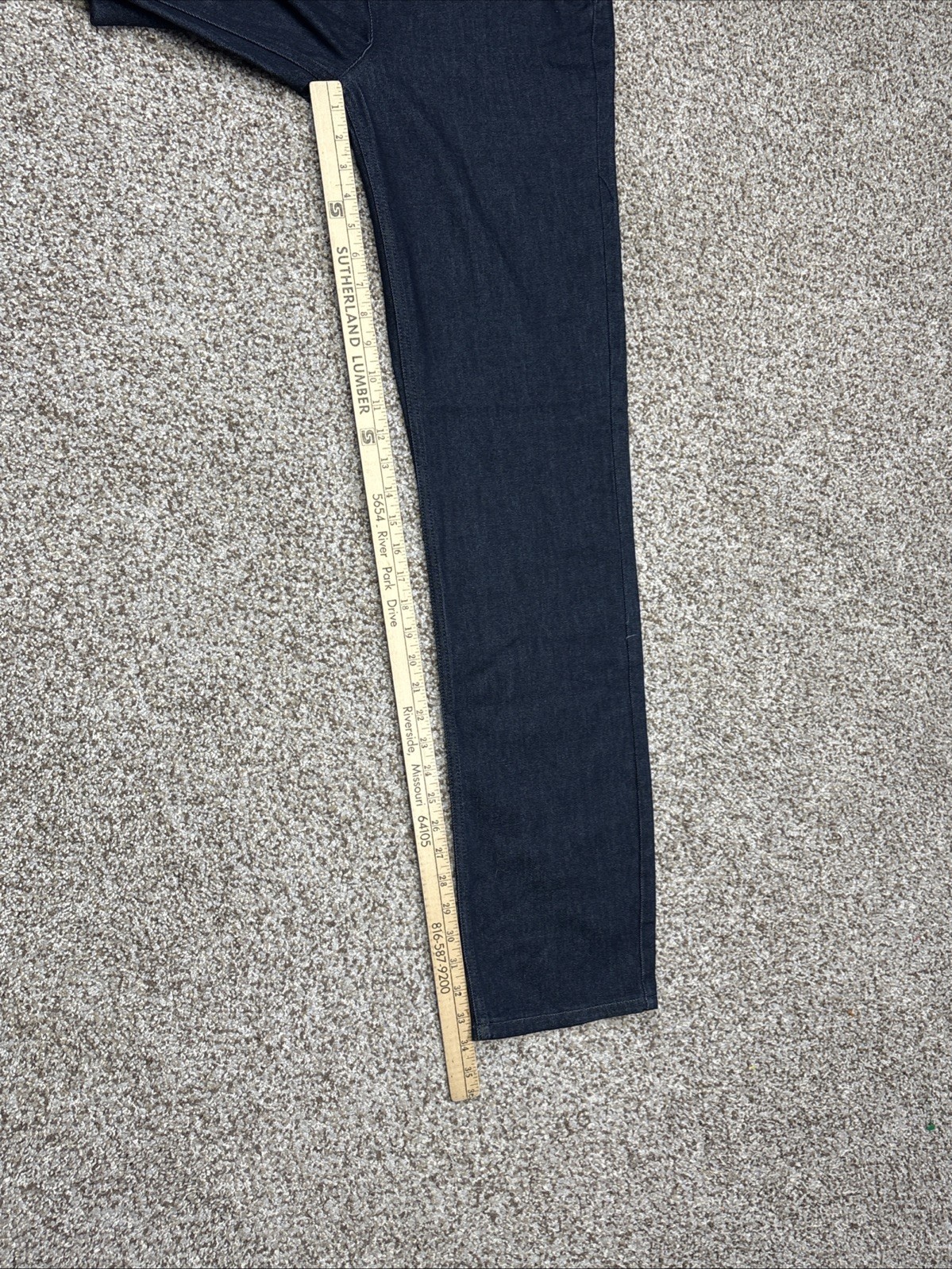 Abbott Elementary Volume 1 Men's Mid Rise Straight Leg Blue Jeans 30x34 Msrp $54 - View 10