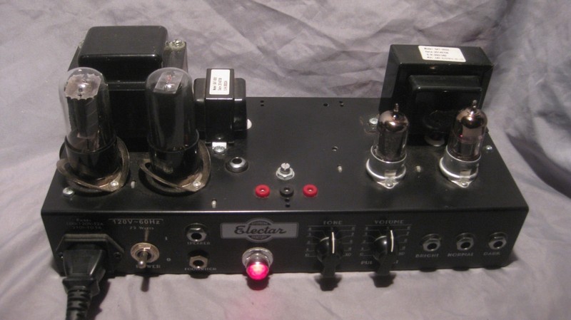 Epiphone Electar Century guitar amplifier