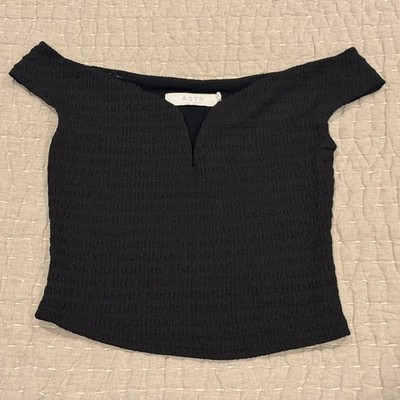 ASTR The Label Off Shoulder Top XS Black Smocked Bombshell Mob Wife