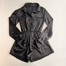 Pretty Little Thing Women’s Long Sleeve Romper Size 6 Shorts Button Up Black