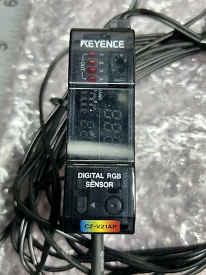KEYENCE CZ-V21AP Amplifier w/ CZ-H32 Sensor_GOOD TAKE