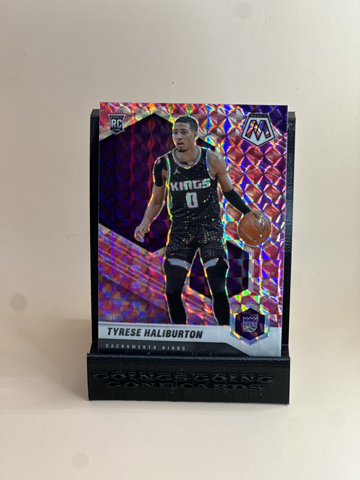 2020-21 Panini Mosaic - Rookie Tyrese Haliburton #204 Pink Camo Mosaic Prizm...