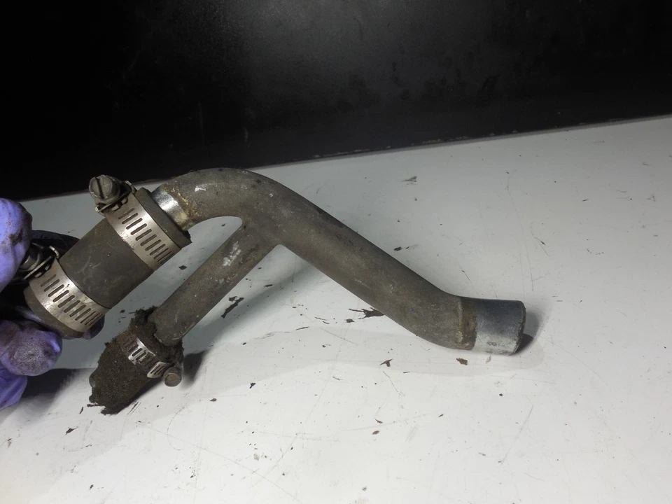 Tubo tubo Y refrigerante radiador motor 72-89 Mercedes Benz R107 450SL 380SL 560SL Foto 3 de 4