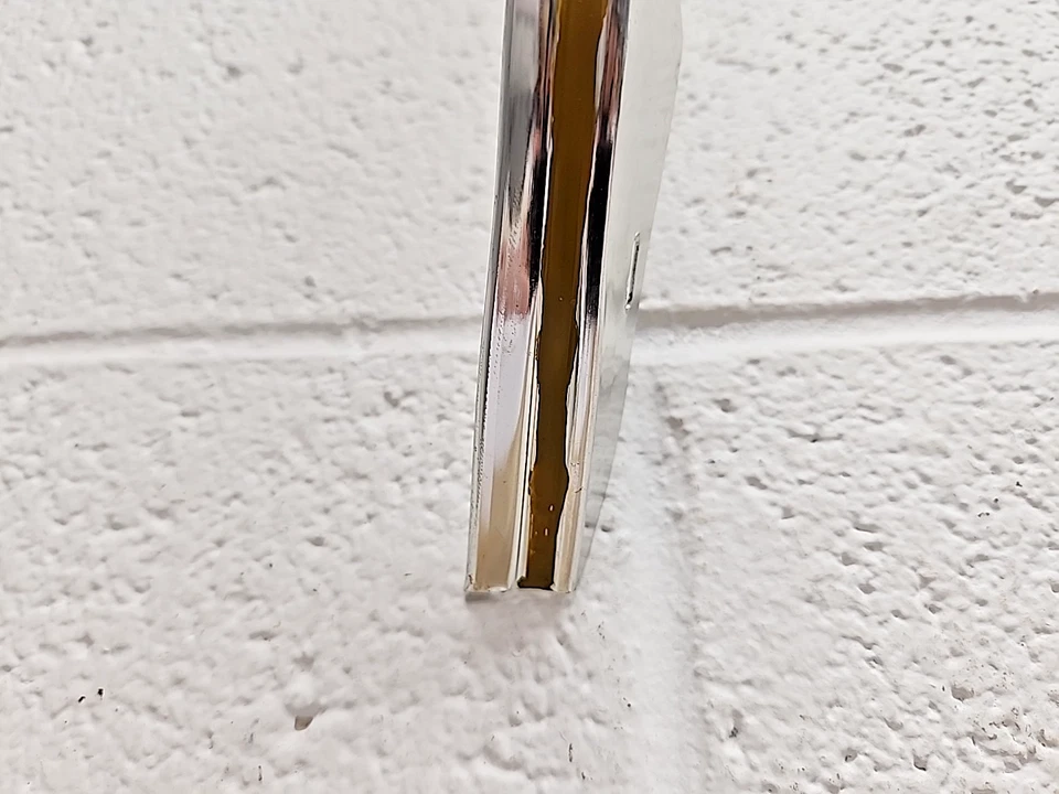 Borde de pozo de rueda delantera izquierda GM 377431 1973-77 Chevrolet serie C/K/Blazer (SR11 fabricante de equipos originales Foto 3 de 4